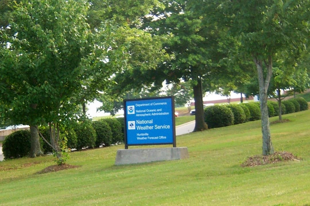 Tour of the NWS Huntsville